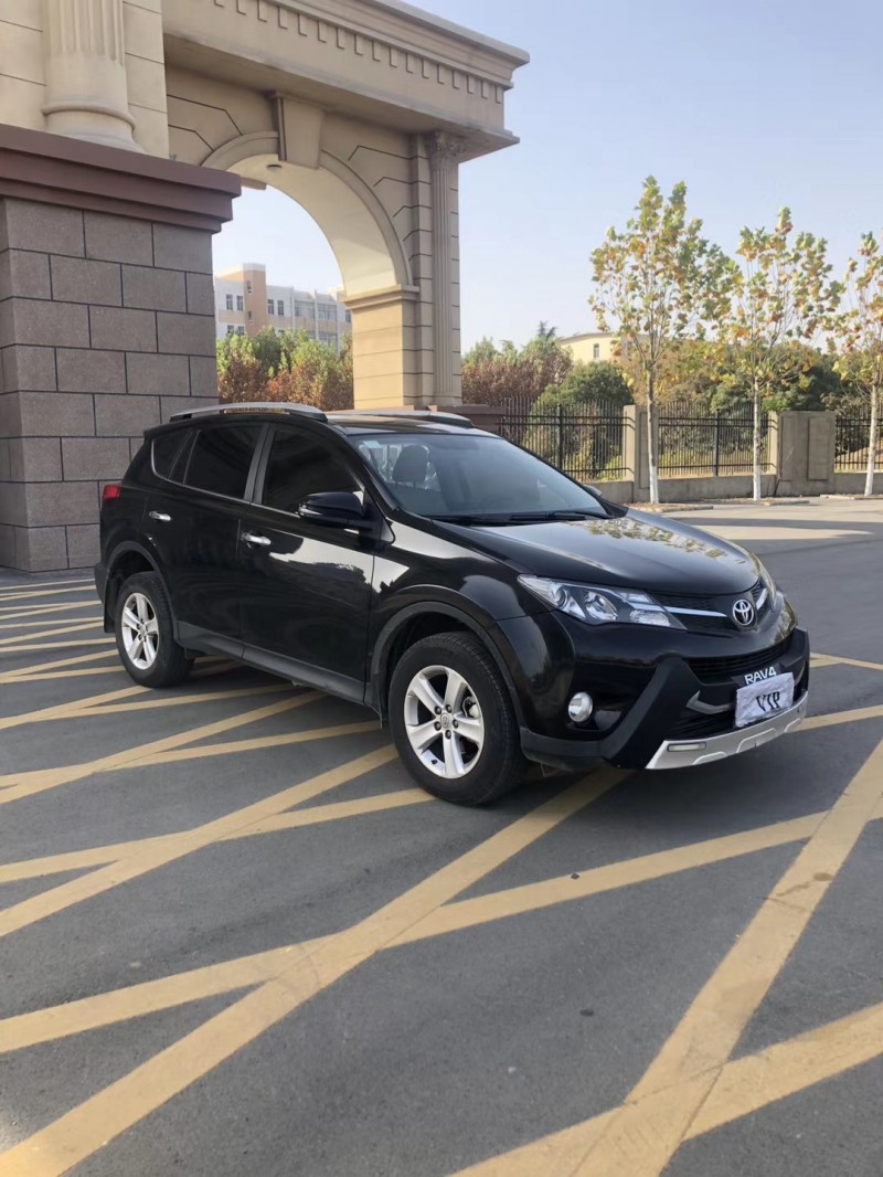 徐州14年丰田RAV4荣放3