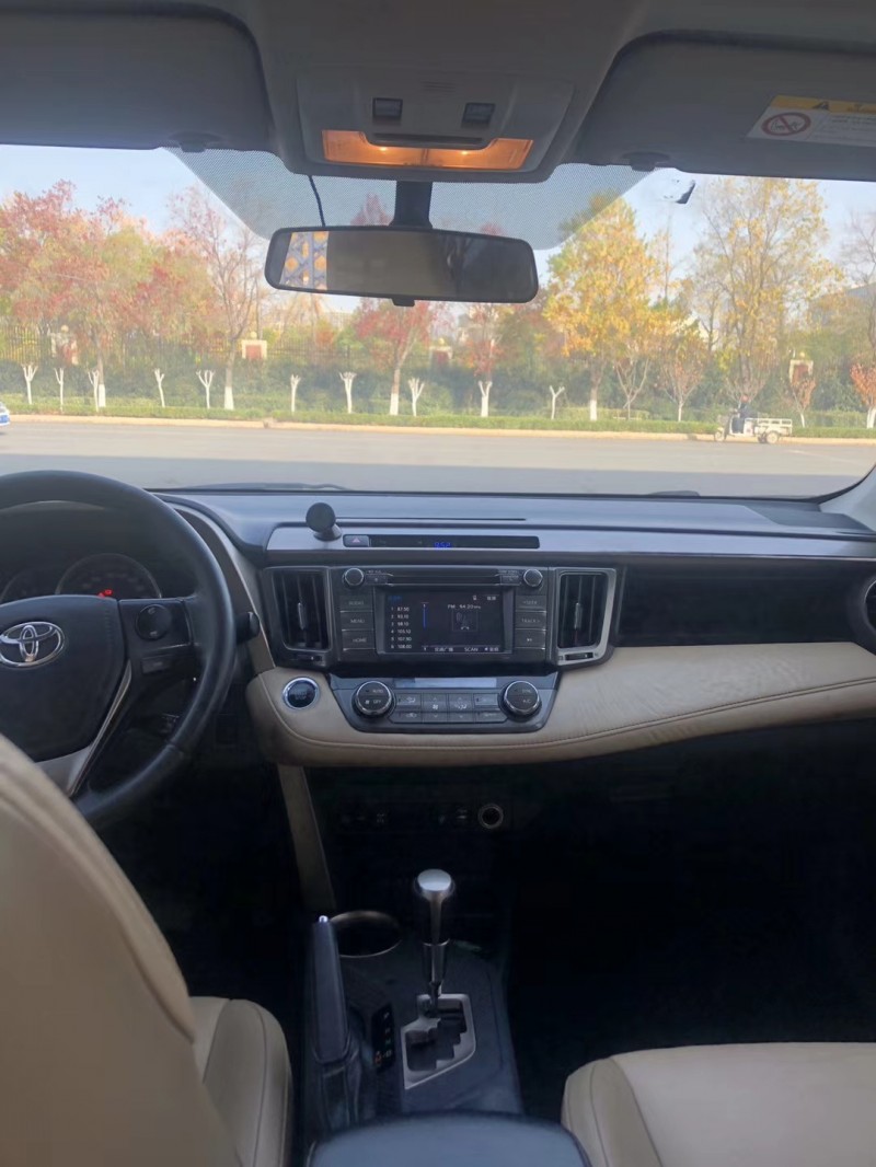 徐州14年丰田RAV4荣放9