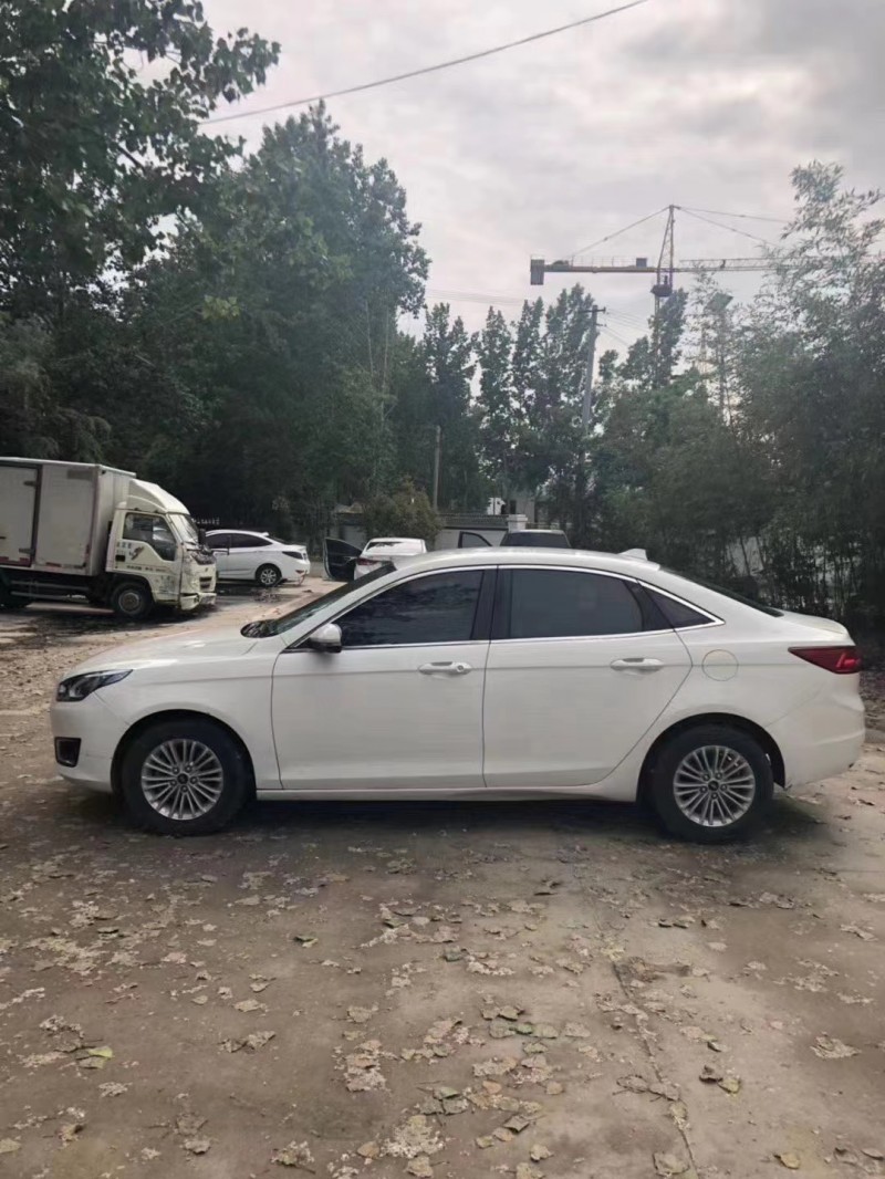 枣庄17年福特福睿斯4