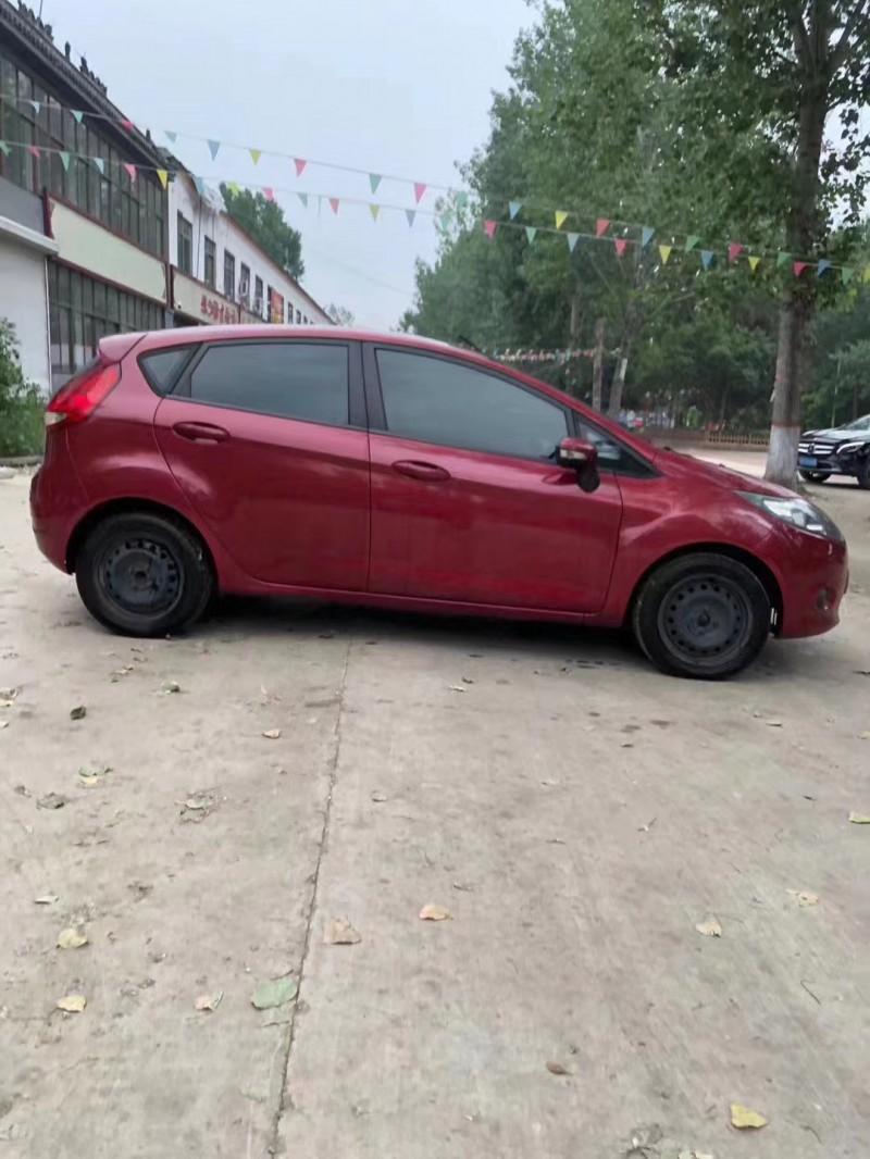 枣庄10年福特嘉年华4