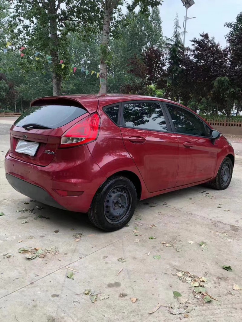 枣庄10年福特嘉年华5