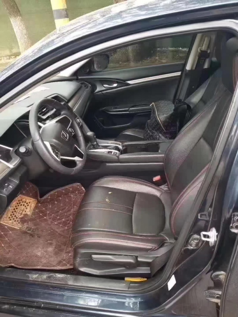 潍坊18年本田思域1