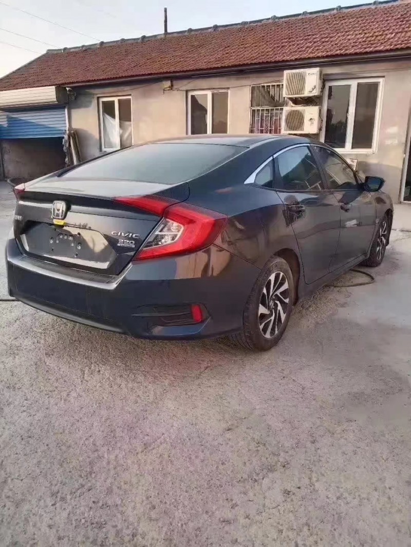 潍坊18年本田思域6