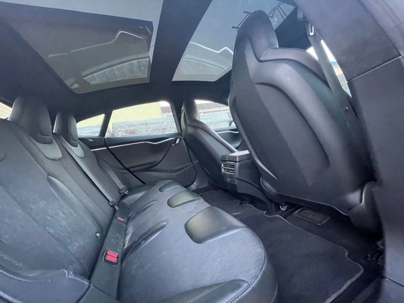 潍坊17年特斯拉MODEL S5