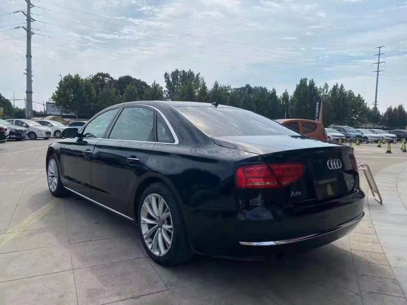 貴陽16年奧迪A8L2