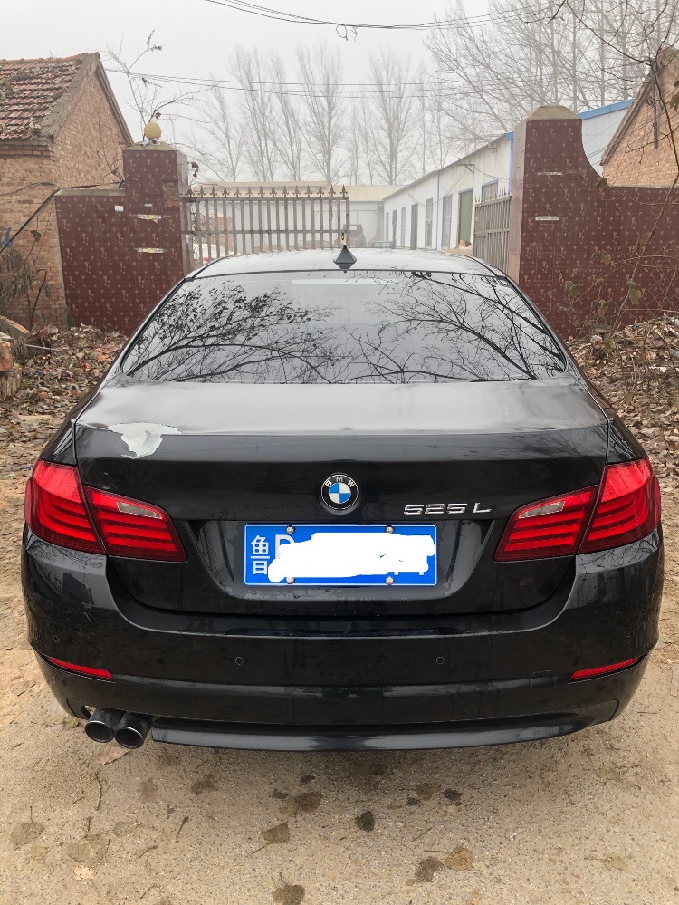 北京13年宝马5系4