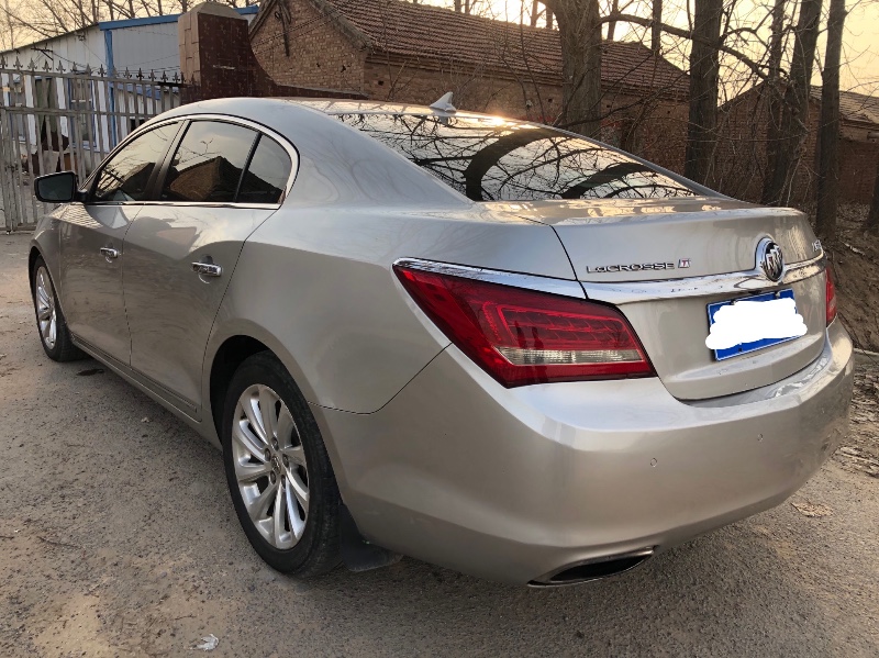 北京13年别克君越3