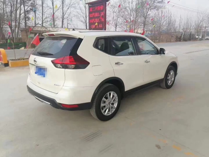 济南20年日产奇骏1