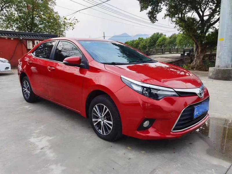 武汉15年丰田雷凌4