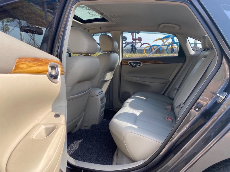 东莞14年日产轩逸8