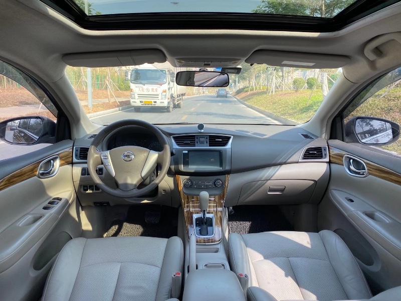 东莞14年日产轩逸9