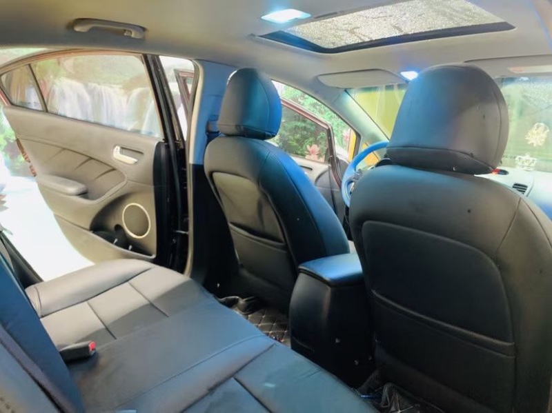 东莞13年起亚K39