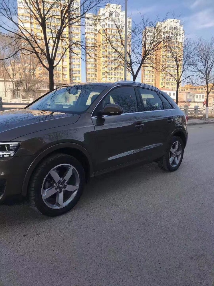 金昌13年奧迪Q37