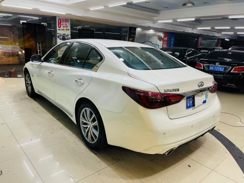 東莞20年英菲尼迪Q50L5