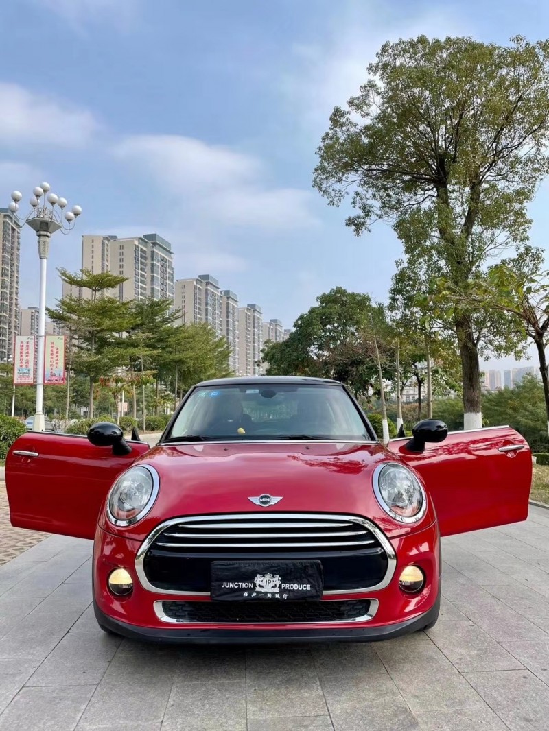 深圳15年寶馬MINI1