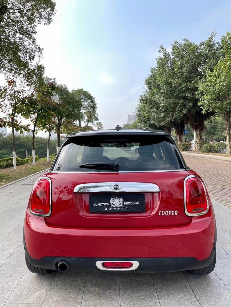 深圳15年寶馬MINI3