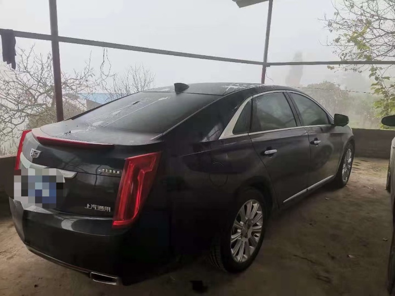 成都17年凯迪拉克XTS1