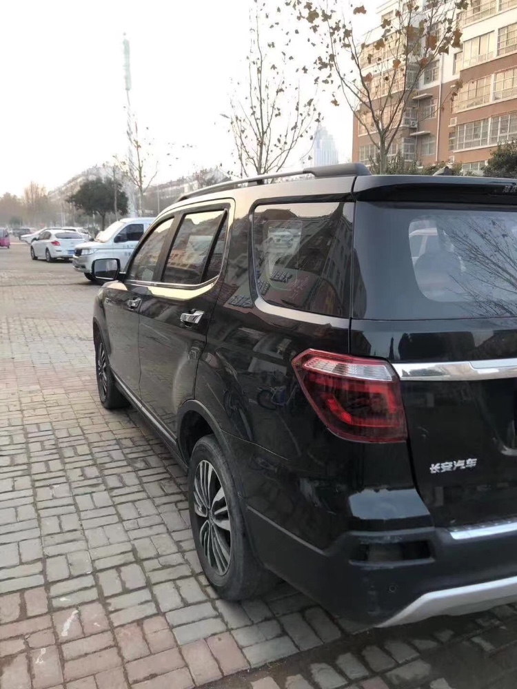 济南17年长安汽车长安CX704