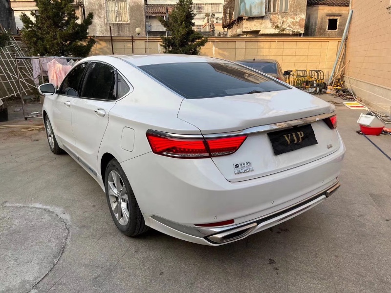 广州20年吉利博瑞8