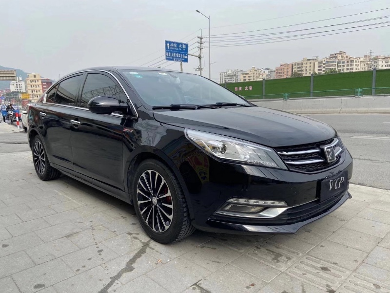 广州17年众泰Z5602