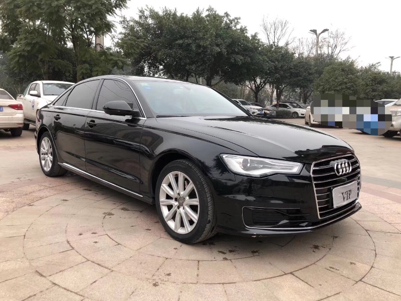 成都16年奥迪A66