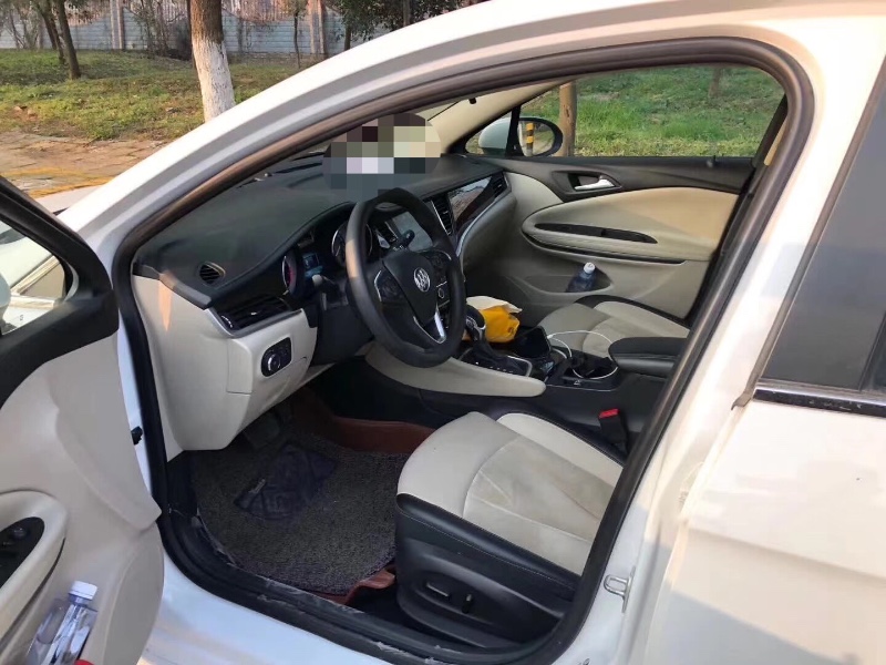 武汉18年别克威朗2