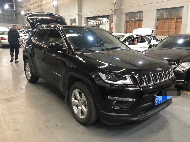 韶關20年Jeep指南者8