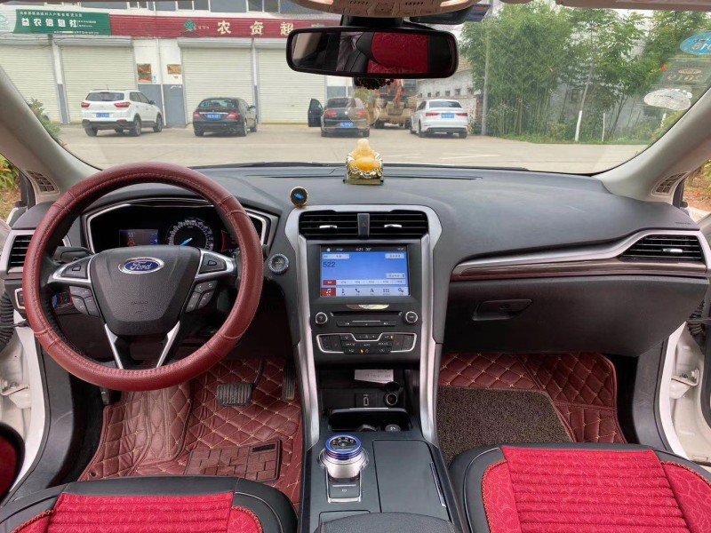 徐州17年福特蒙迪欧7