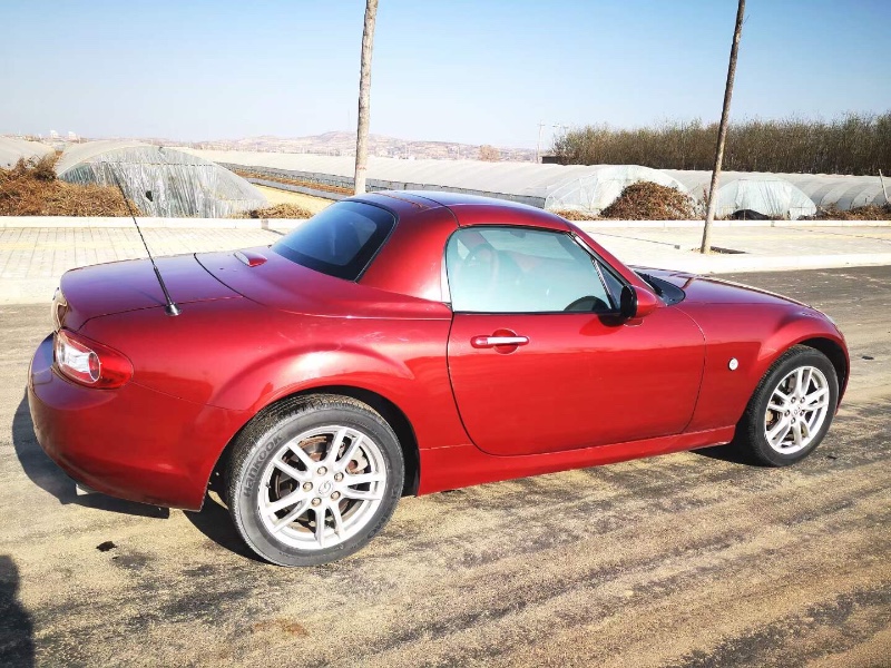 臨汾11年馬自達MX-55