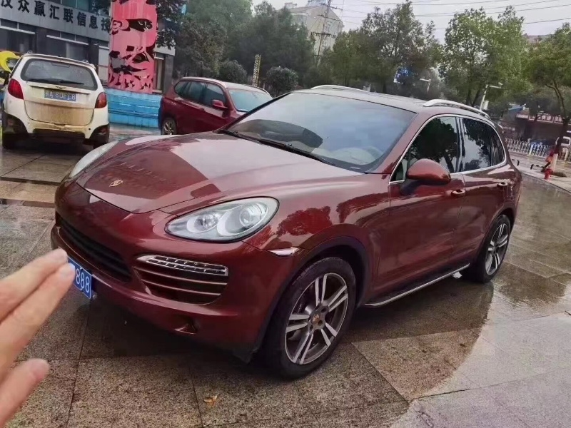 十堰13年保時捷卡宴7