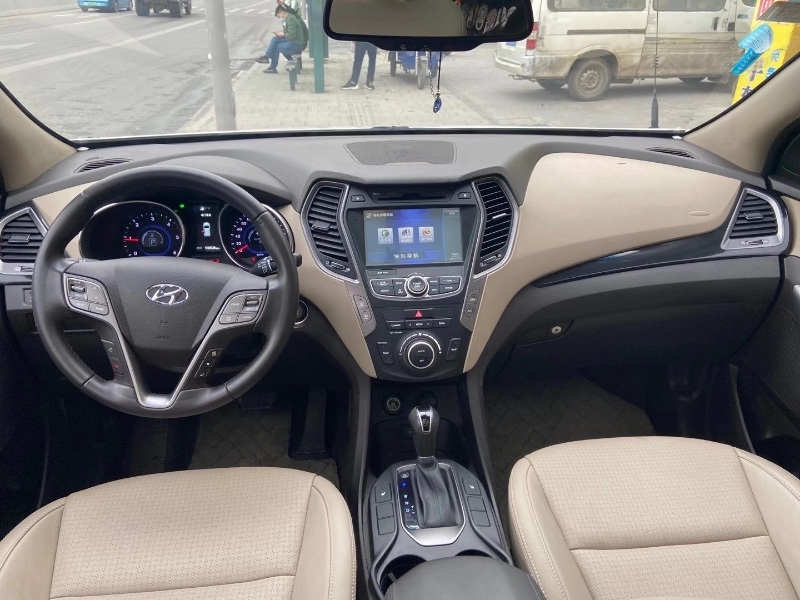 广州14年现代格锐7