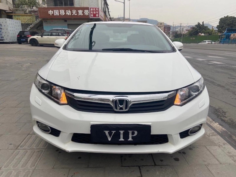 广州12年本田思域1