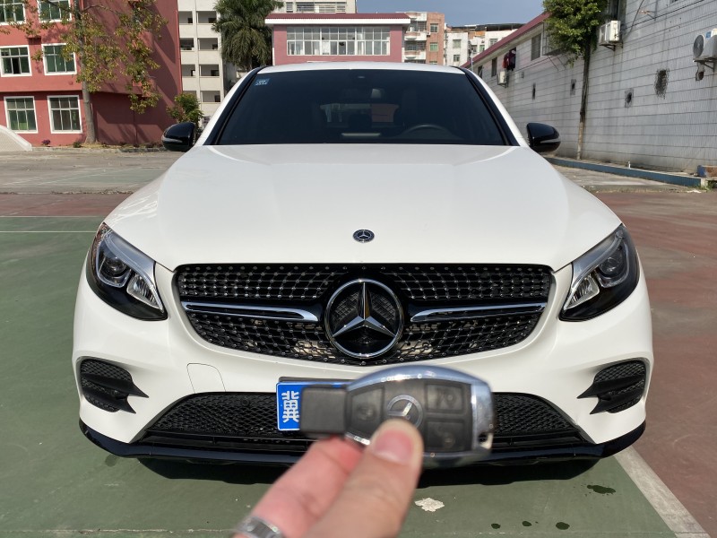 广州18年奔驰GLC9