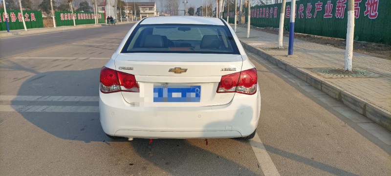 徐州13年雪佛兰科鲁兹4