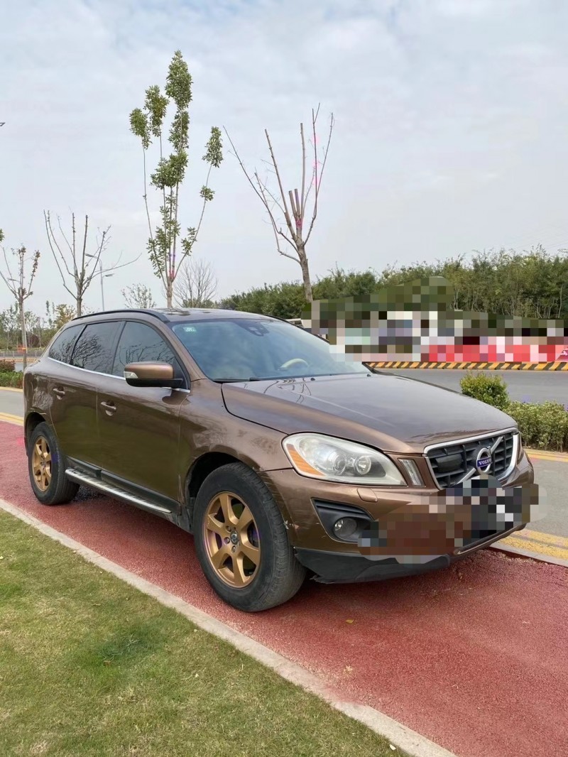 枣庄10年沃尔沃XC602