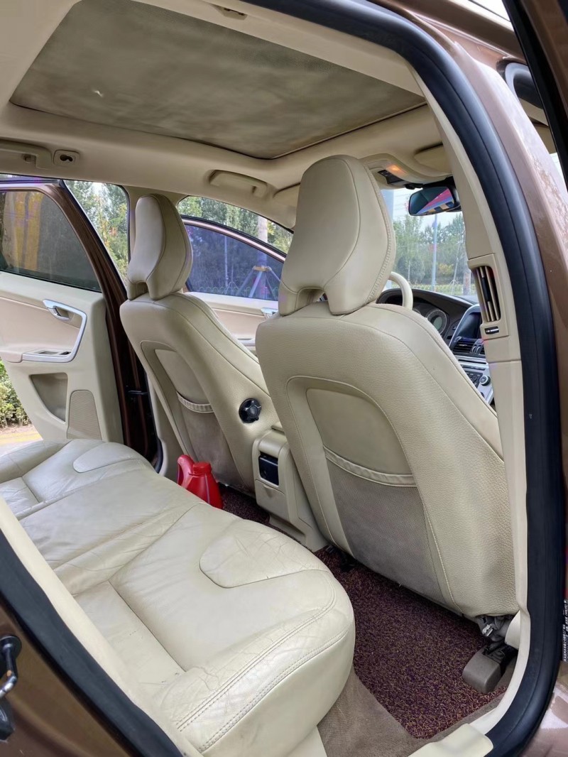 枣庄10年沃尔沃XC606