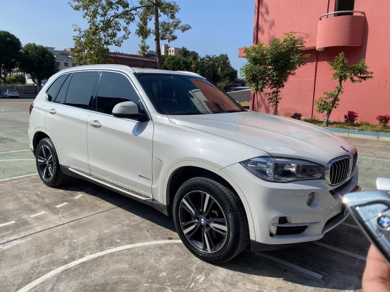 广州17年宝马X52
