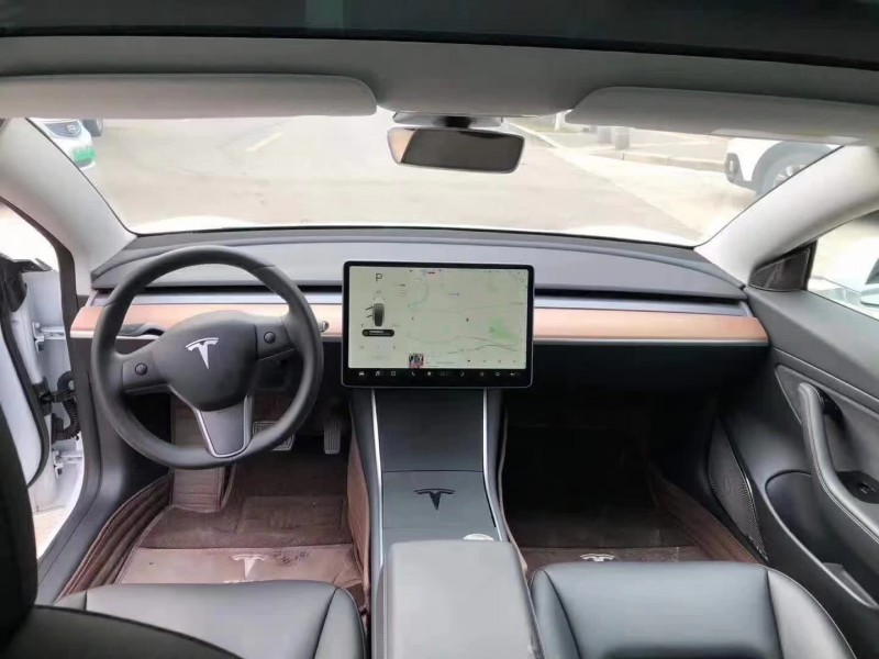 青島20年特斯拉MODEL 38