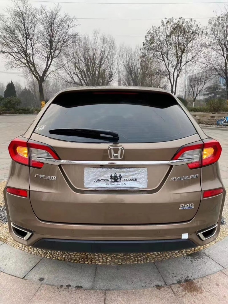 济宁17年本田冠道9