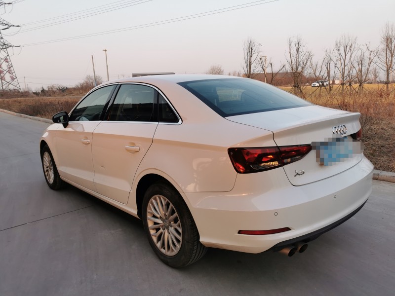 青岛16年奥迪A35