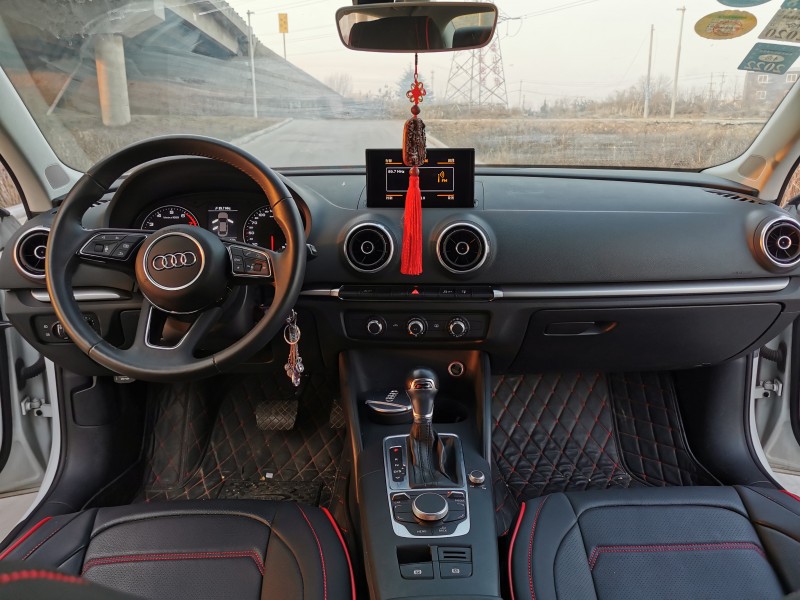 青岛16年奥迪A34