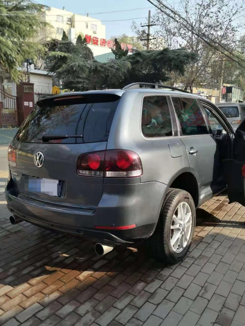 青岛09年大众途锐3