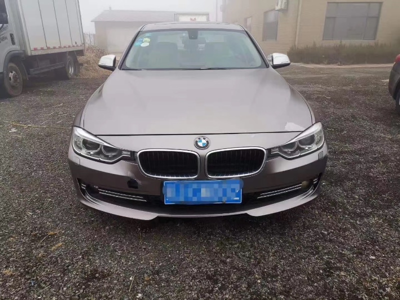 济南13年宝马3系6