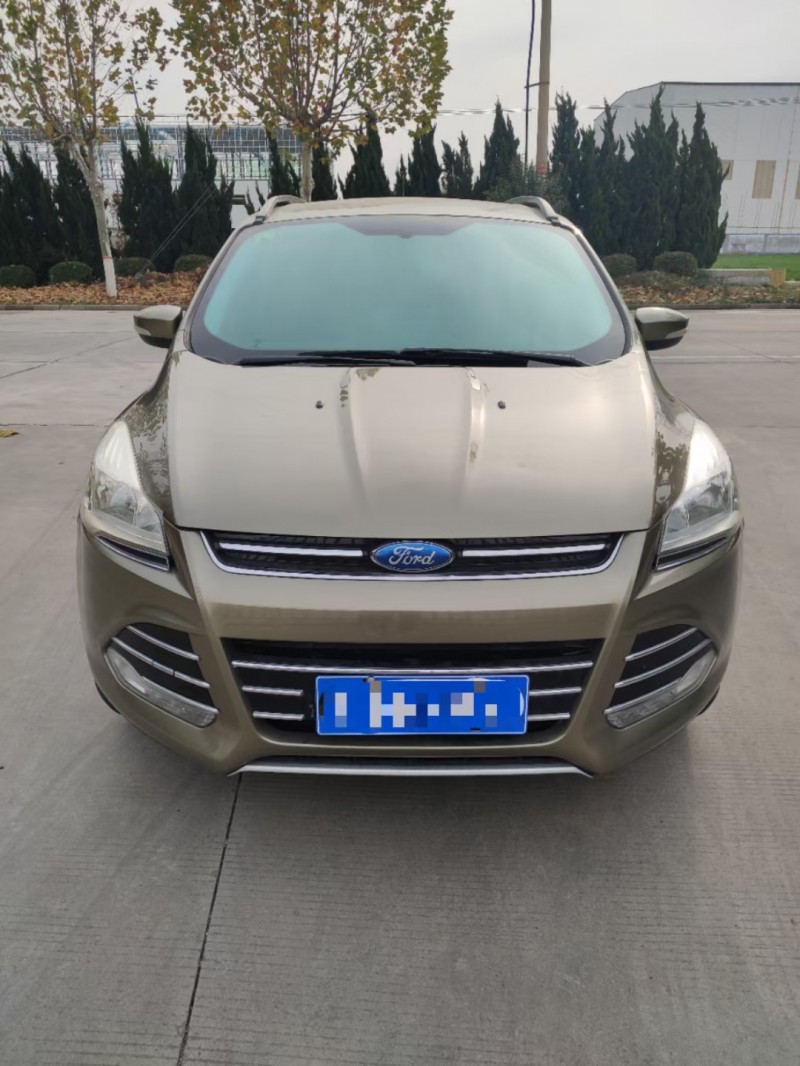 淄博13年福特翼虎1