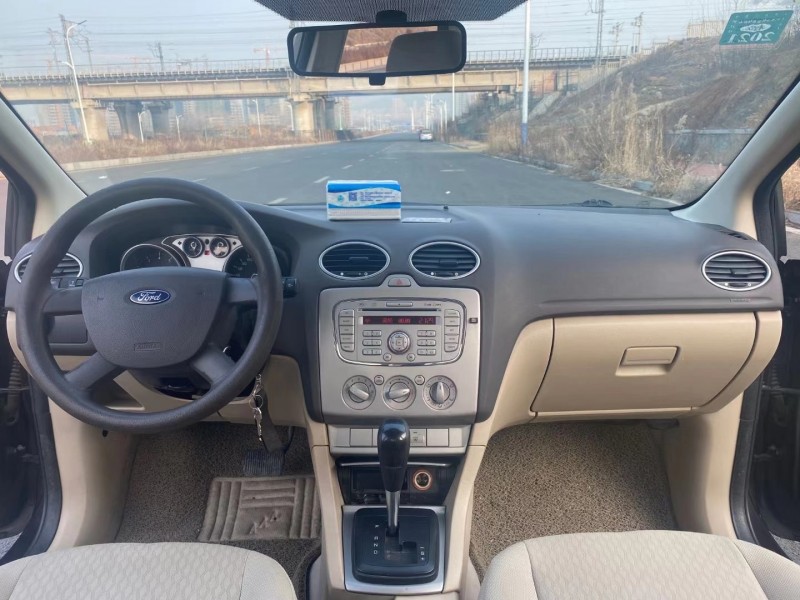 烟台12年福特福克斯2