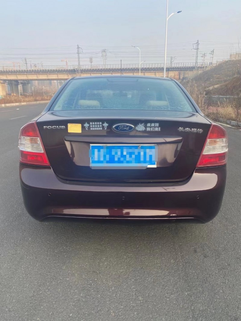 烟台12年福特福克斯6