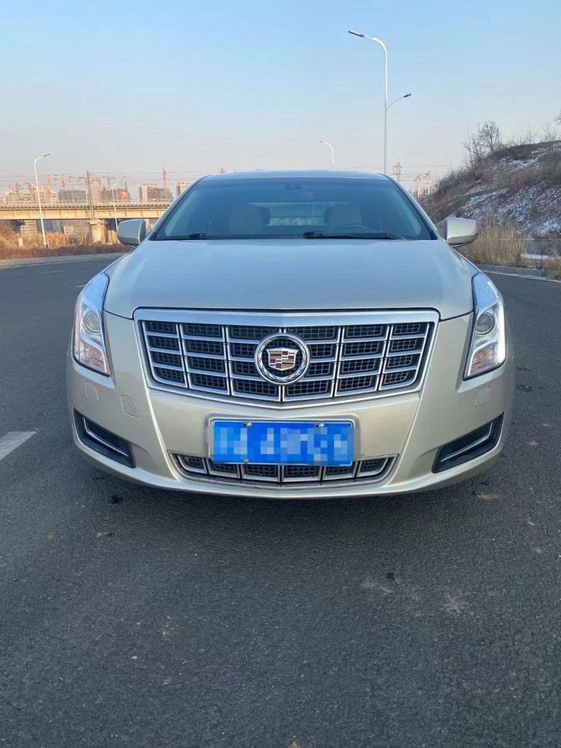 烟台15年凯迪拉克XTS2