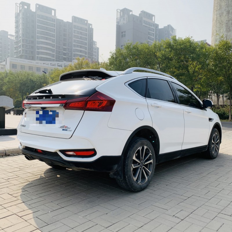 天津18年納智捷優6 SUV3