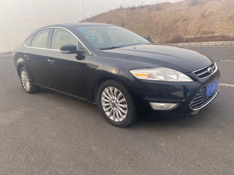 烟台13年福特蒙迪欧-致胜8