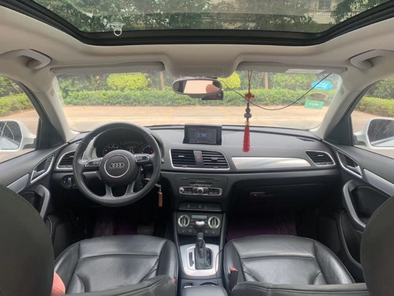 中山15年奥迪Q33